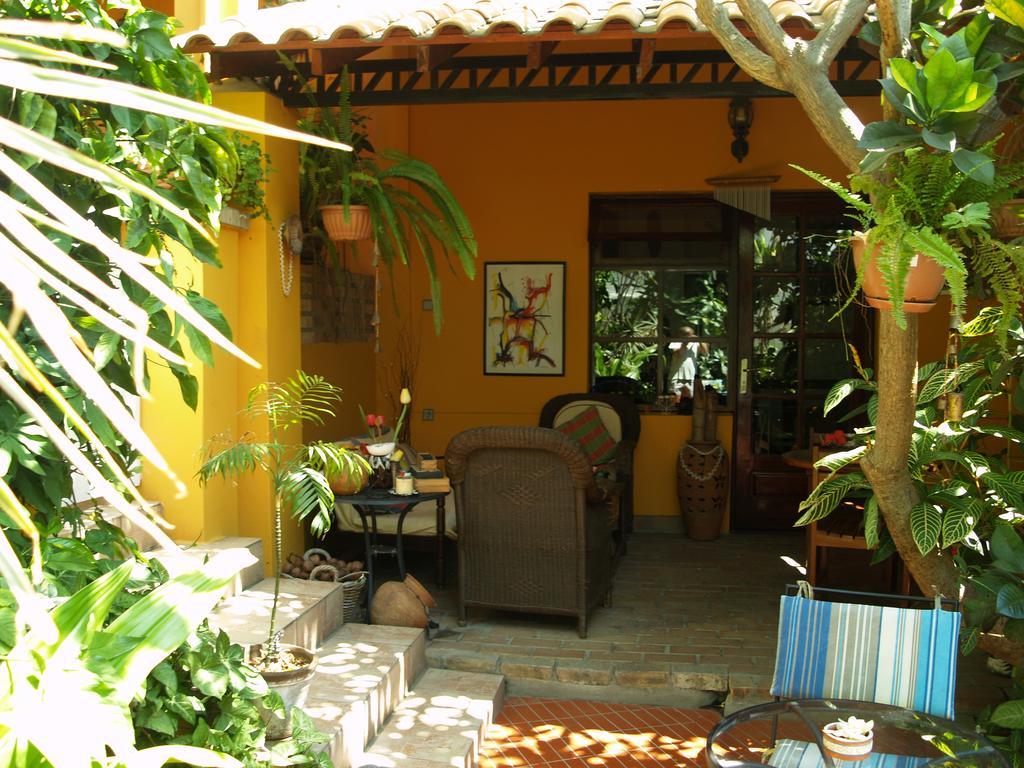 Palmeiras Guest House Maputo Ngoại thất bức ảnh